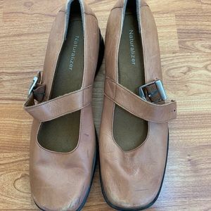 4/$15 Naturalizers loafers